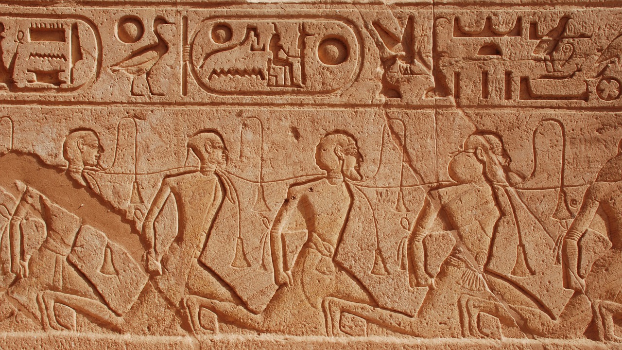 Nefertiti: The Powerful Egyptian Queen